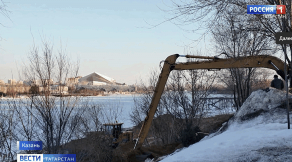 В Казани на набережной Кабана спилили ивы и засыпали берег