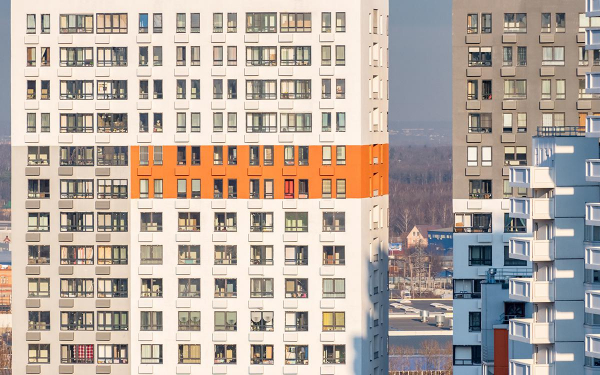 Выручка от продажи элитных новостроек превысила доходы от массового жилья