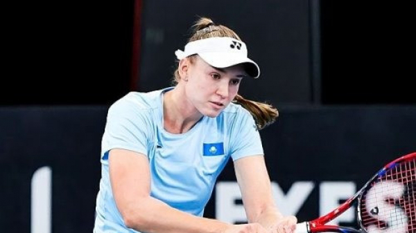 Елена Рыбакина совершила эффектный камбэк в матче против Австралии на Кубке Билли Джин Кинг