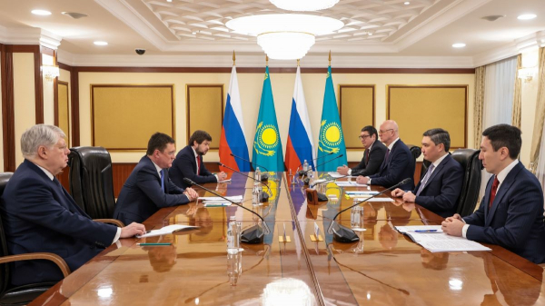 Бектенов обсудил с зампредом правительства РФ строительство трех ТЭЦ