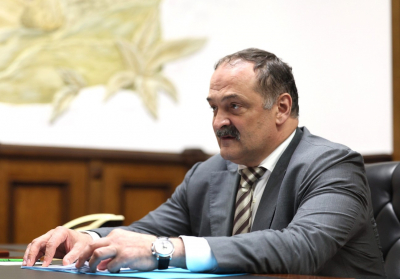 Глава Дагестана Меликов отреагировал на слухи о своей отставке