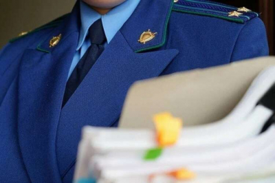 Житель Казани выдавал себя за помощника пенсионерки и похищал ее деньги