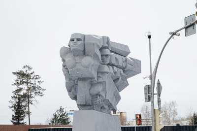 Почта России выпустила к 400-летию Челнов марку с памятником &laquo;Родина-мать&raquo;