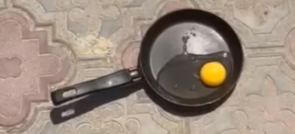 На раскаленной от солнца сковороде пыталась пожарить яичницу жительница Мангистауской области