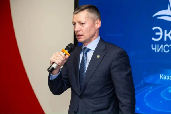 Министр экологии Татарстана поздравил метеорологов с профессиональным праздником