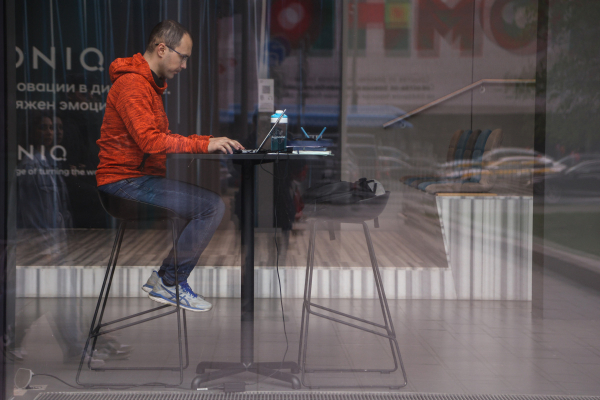 Юрист: лайк в&nbsp;соцсети может привести к&nbsp;штрафу, аресту или уголовному делу