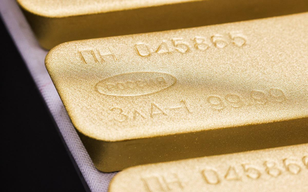 Цены на золото впервые в истории превысили $4900 за унцию