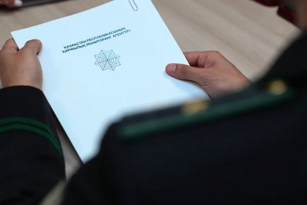 Хищение бюджетных средств: ноутбуки и телефоны закупили по завышенным ценам