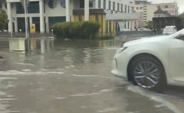 Сильный ливень удвоил страх потопа
