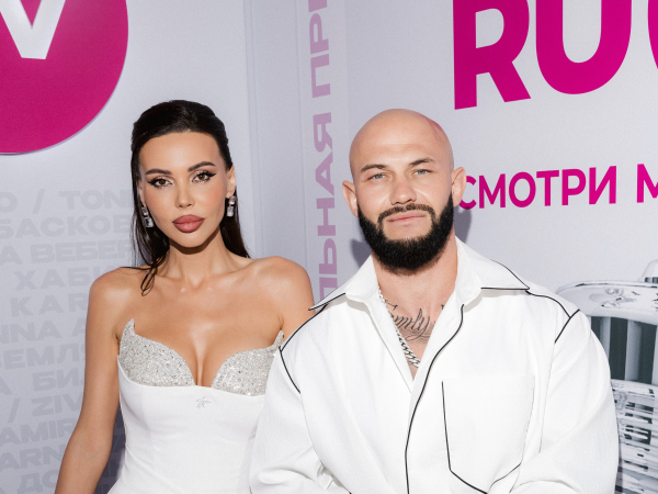 Самойлова призналась, что после развода с Джиганом хочет забрать дом себе