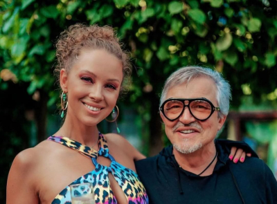 Полина Диброва заявила, что врачи собрали ее руку