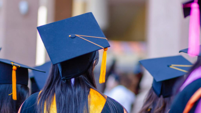 Студентам &laquo;Болашак&raquo; не хватает стипендии на жизнь за рубежом