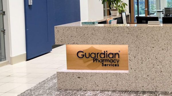 Начались торги акциями поставщика медикаментов Guardian Pharmacy