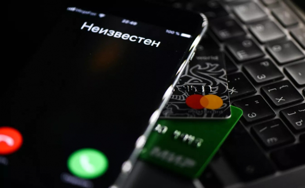 Почему опасно шутить над телефонными мошенниками, рассказали татарстанцам