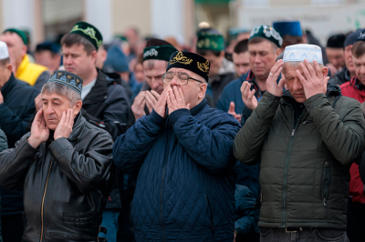 Первый ифтар Рамадана в&nbsp;&laquo;Туган Авылым&raquo; прошел без муфтия Татарстана. Гостем стал Таджуддин
