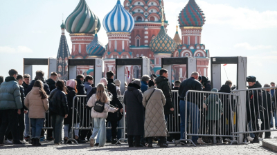Металлоискатели и проверки. Россия усиливает меры безопасности после теракта в Подмосковье
