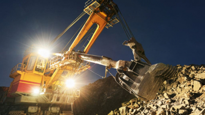 Структура «Казатомпрома» строит 10-километровую дамбу для защиты от паводков