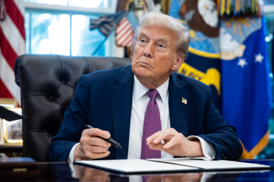 Трамп завершил шатдаун правительства США