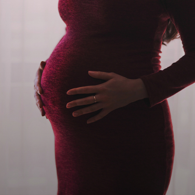 Как выгодно выйти в декретный отпуск