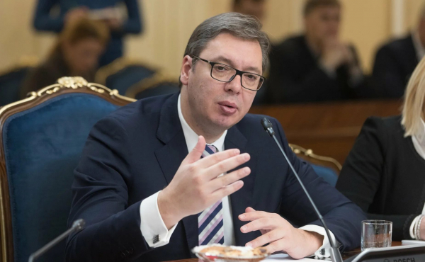 Вучич заявил, что подаст в отставку 25-26 сентября