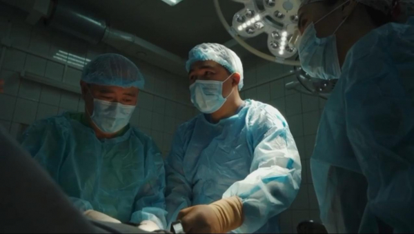 Высокий уровень: Атырауские врачи успешно провели&nbsp;&nbsp;мозаичную хондропластику