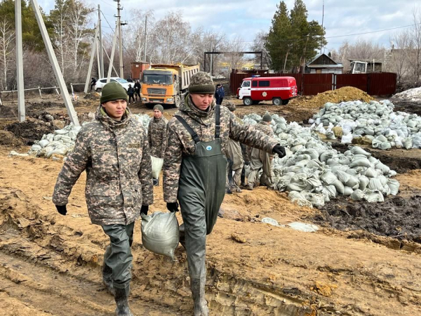 Более 3 тысяч частных жилых домов остаются подтопленными в Казахстане