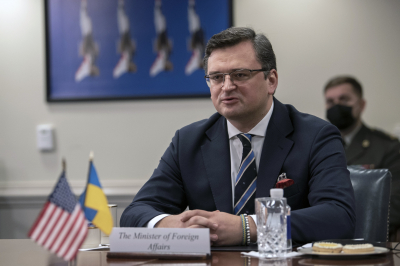 Кулеба: В сентябре 2021 года Нуланд призывала Украину рыть окопы