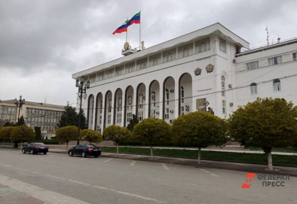 Глава Дагестана Щукин стал дедушкой