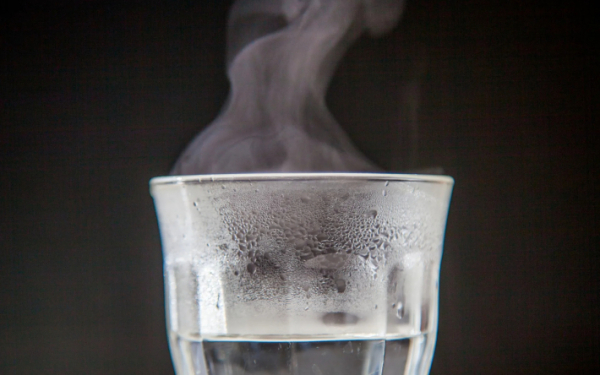 Полезно ли пить горячую воду