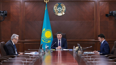 Олжас Бектенов представил нового министра цифрового развития Жаслана Мадиева