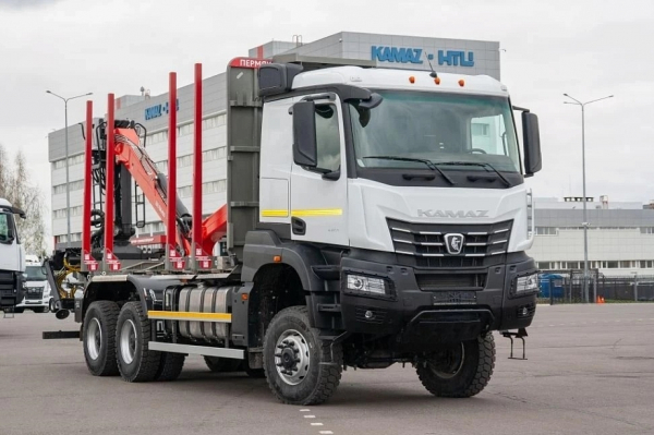 &laquo;КАМАЗ&raquo; показал технику, разработанную для лесозаготовок взамен импортной