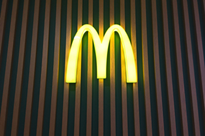 Популярная сеть ресторанов зарегистрировала товарный знак в России