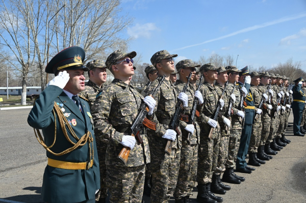 Курсанты Семея приняли присягу и получили предложения для трудоустройства