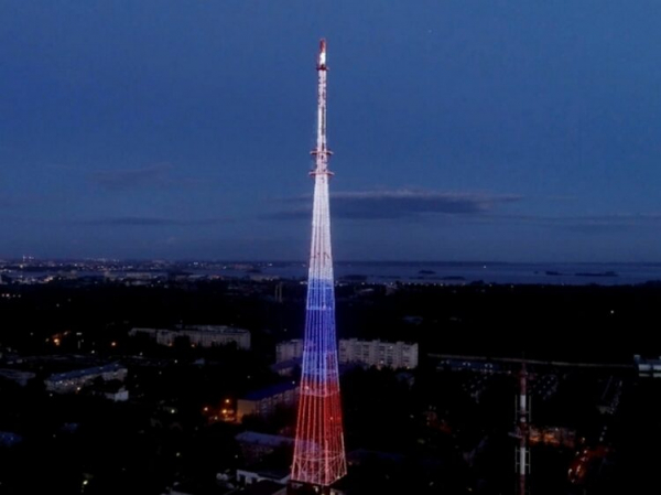 В Казани на телебашне включат иллюминацию в честь Дня воссоединения Крыма с Россией