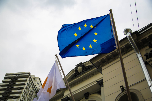 Politico: В Европе уверены, что политический развод с США неминуем