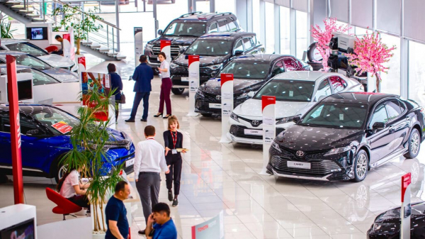 «Наценка до 200%» на некоторые категории: Astana Motors, Orbis, Toyota навязывали клиентам дополнительное оборудование