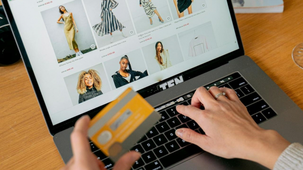 В ЕАЭС вводят пошлины на онлайн-покупки физлиц из-за рубежа