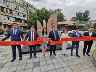 В Алматы состоялось торжественное открытие реконструированного мемориала Сянь Синхая&nbsp;&nbsp;