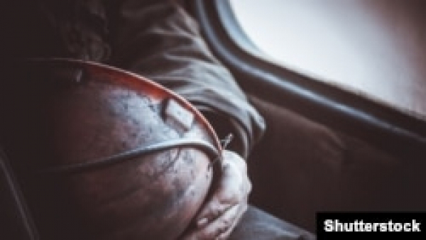 Минтруд: Созданы спецкомиссии по расследованию гибели шести человек 5 и 6 октбяря на двух предприятиях