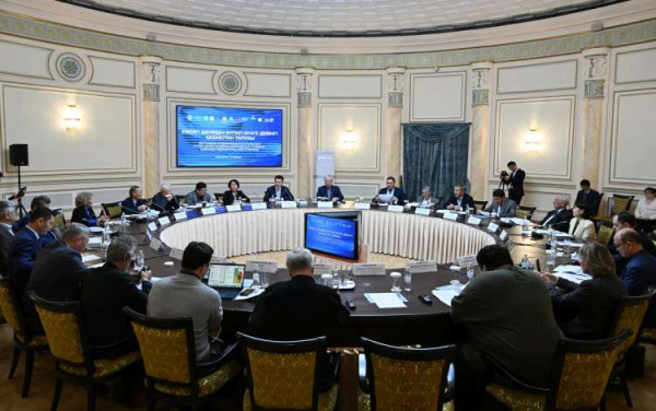 Работа над четвертым томом продолжается