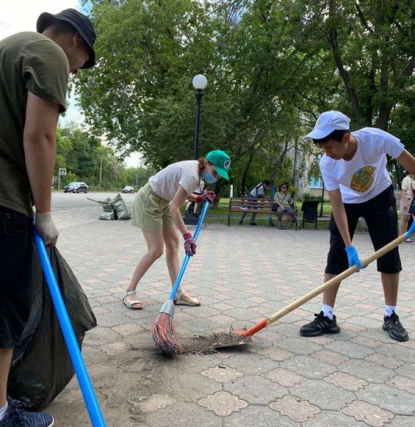 В рамках акции «Таза Қазақстан» повсеместно проходит Неделя добра